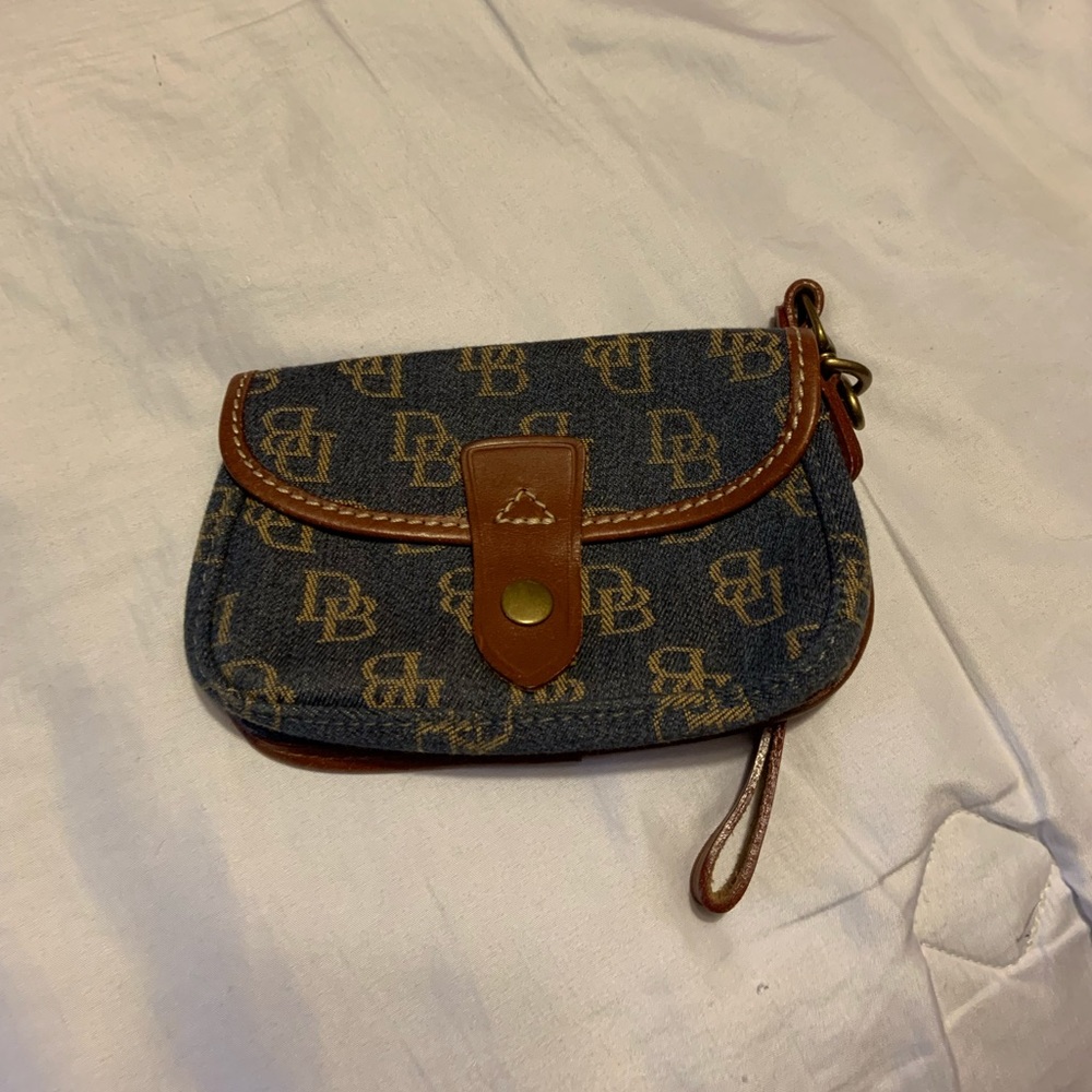 Dooney & Bourke wristlet